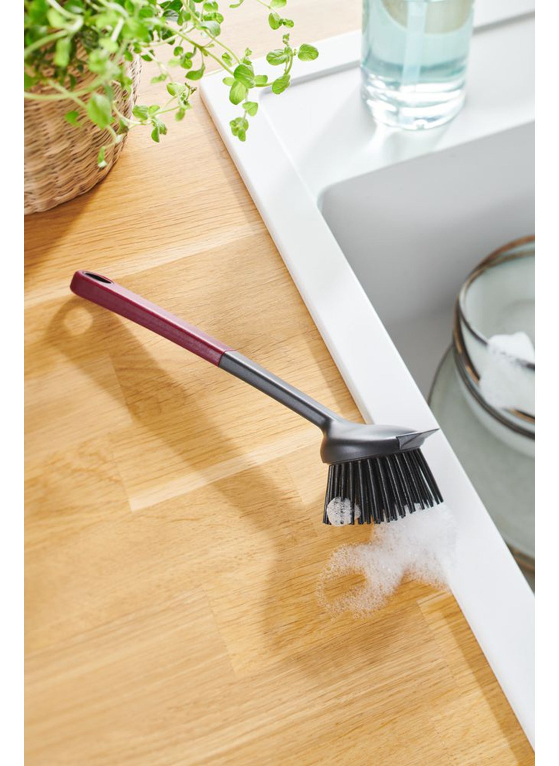 Dish Wash Brush, Burgundy/Black